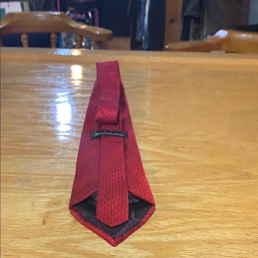 Burgundy Silk Necktie with Textured Ribbing